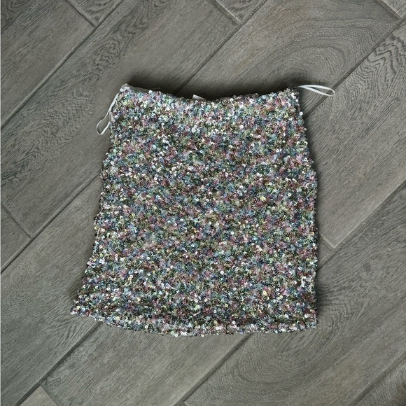 Akira Skirt - Picture 1 of 3